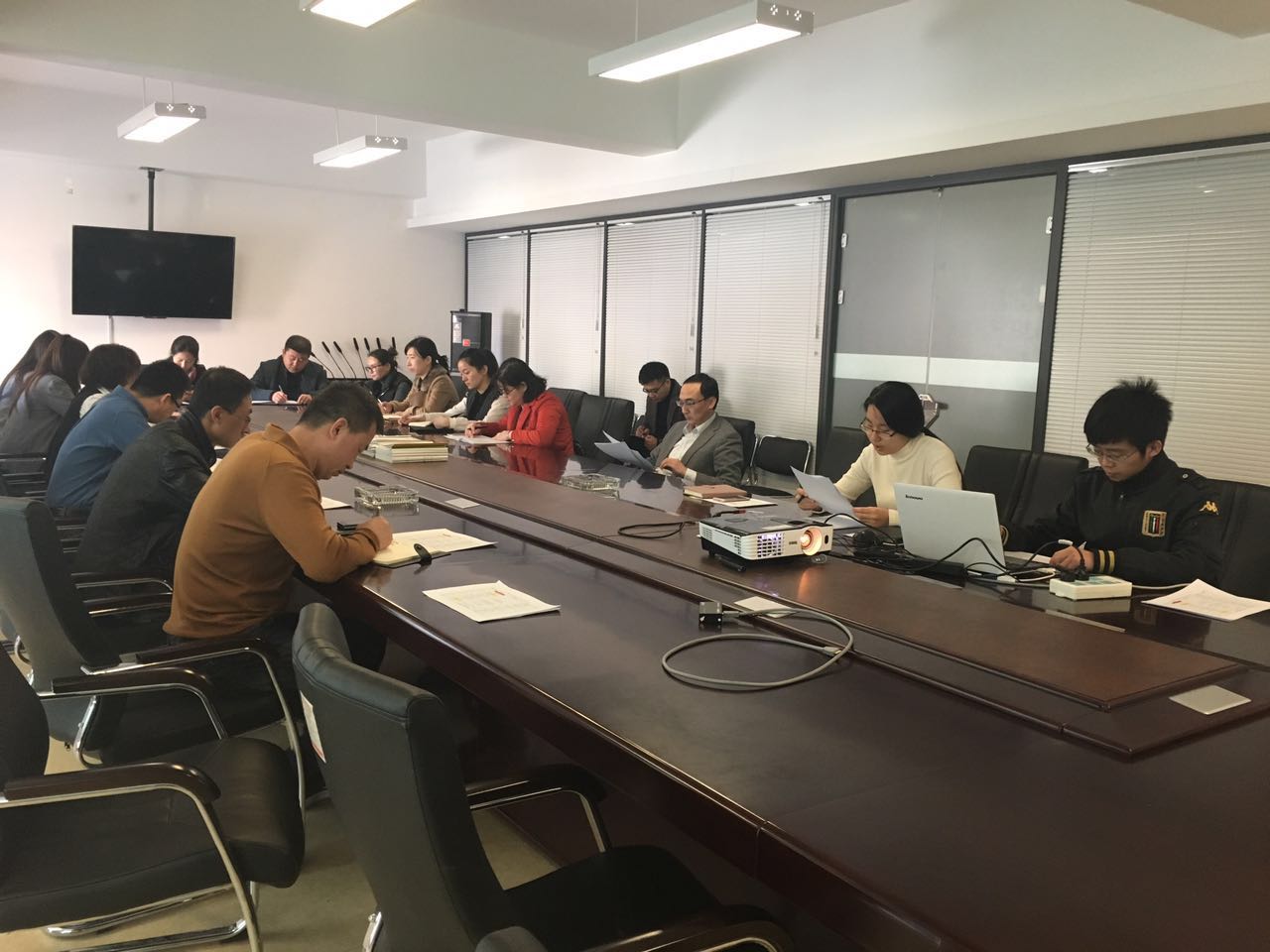 伟德体育 - 综合体育赛事平台|奥体中心相助同伴