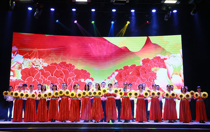 伟德体育 - 综合体育赛事平台|奥体中心相助同伴