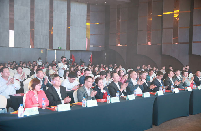 伟德体育 - 综合体育赛事平台|奥体中心相助同伴