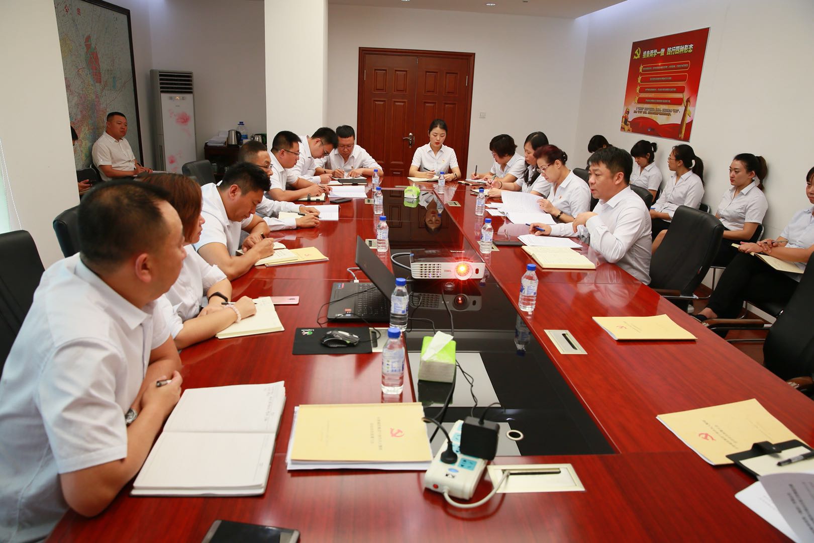 伟德体育 - 综合体育赛事平台|奥体中心相助同伴