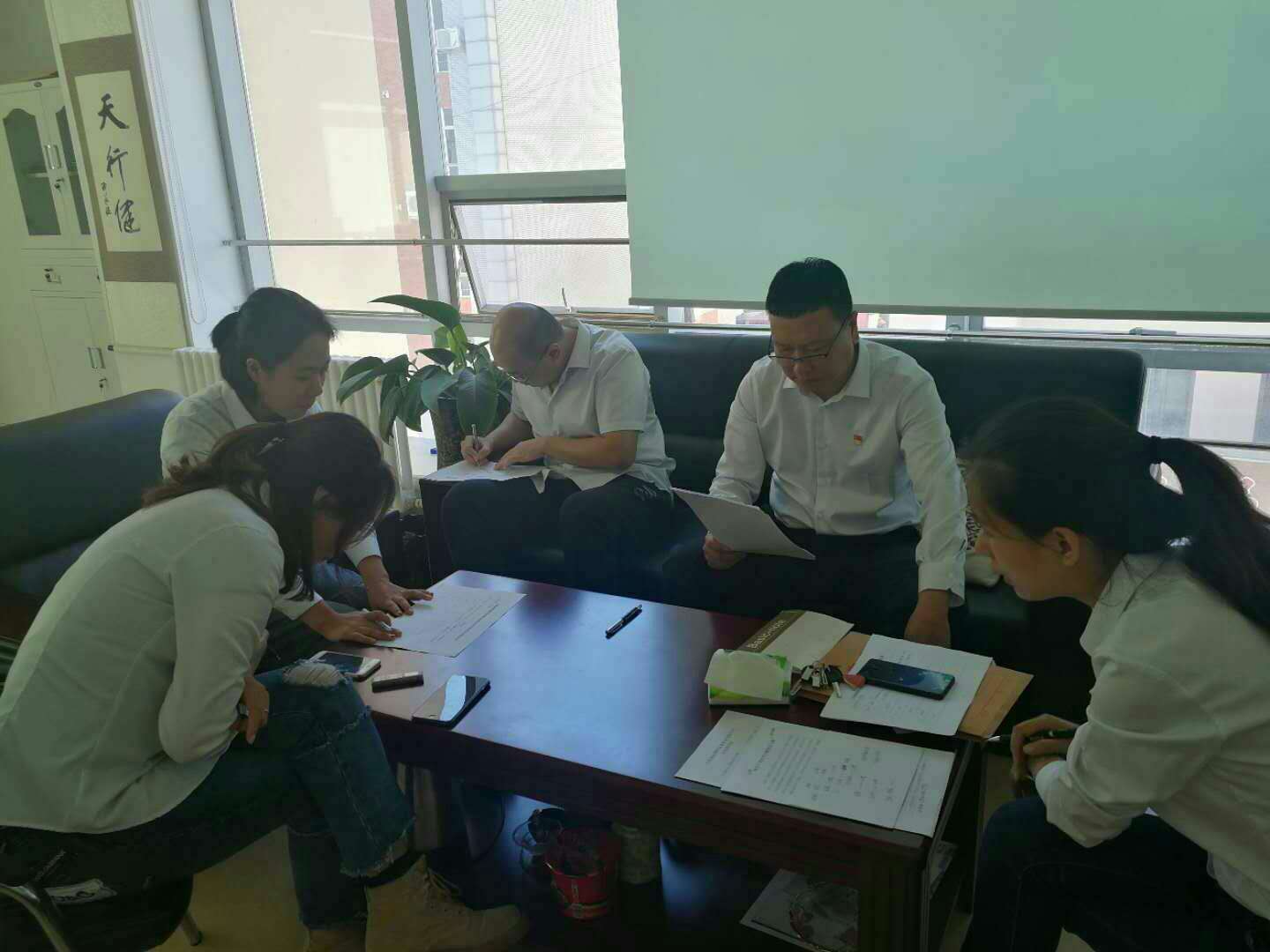 伟德体育 - 综合体育赛事平台|奥体中心相助同伴