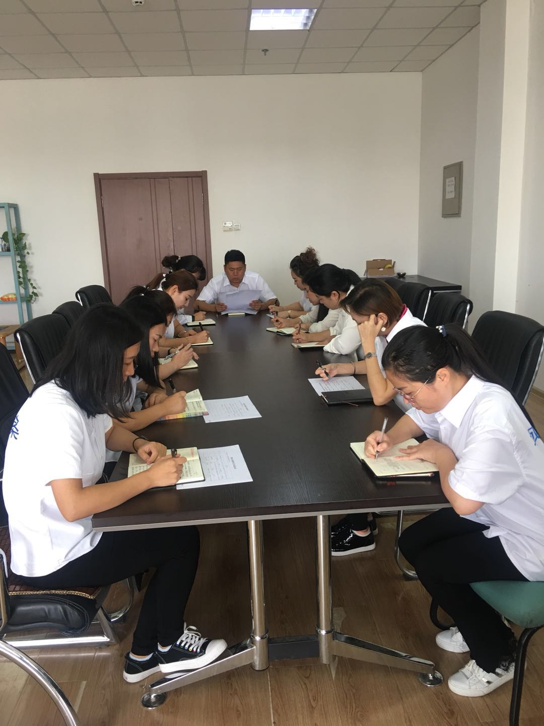 伟德体育 - 综合体育赛事平台|奥体中心相助同伴