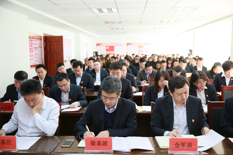 伟德体育 - 综合体育赛事平台|奥体中心相助同伴