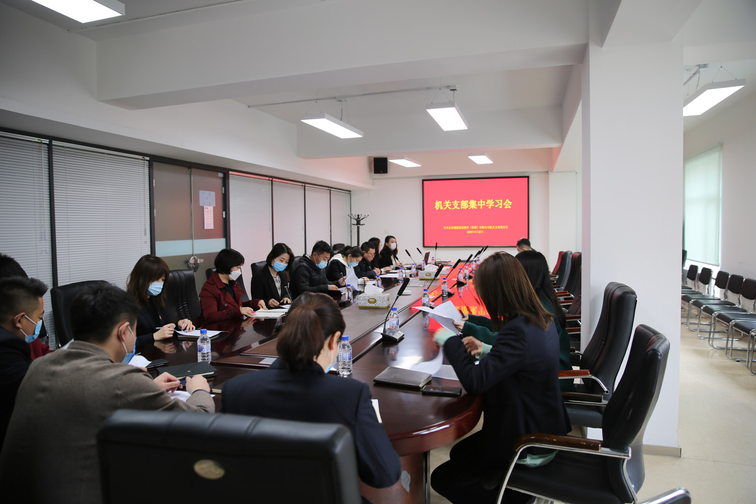 伟德体育 - 综合体育赛事平台|奥体中心相助同伴