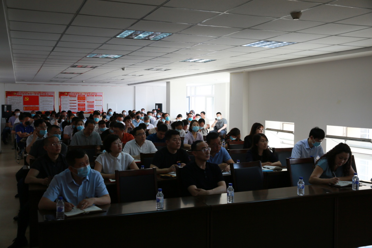 伟德体育 - 综合体育赛事平台|奥体中心相助同伴