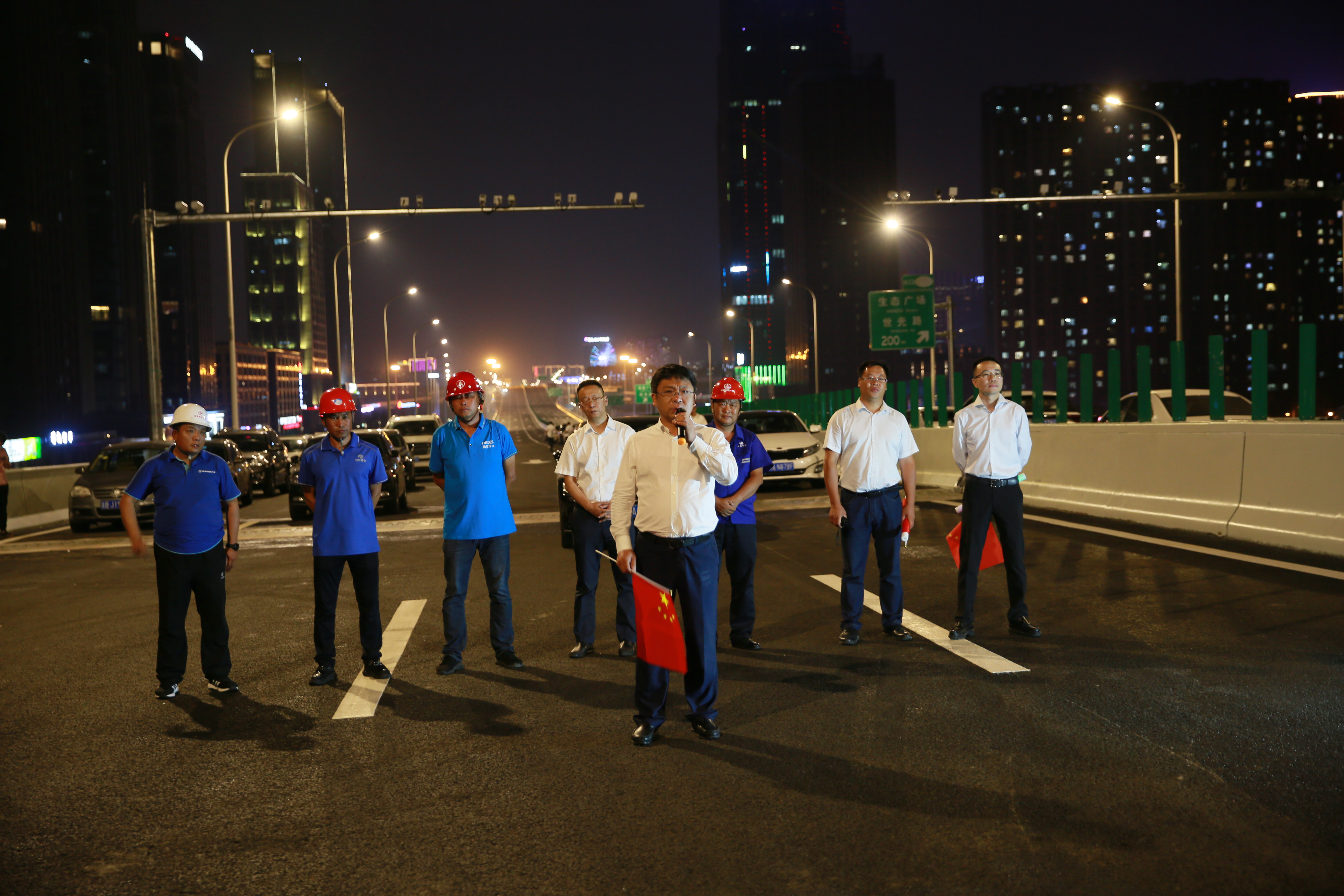 伟德体育 - 综合体育赛事平台|奥体中心相助同伴