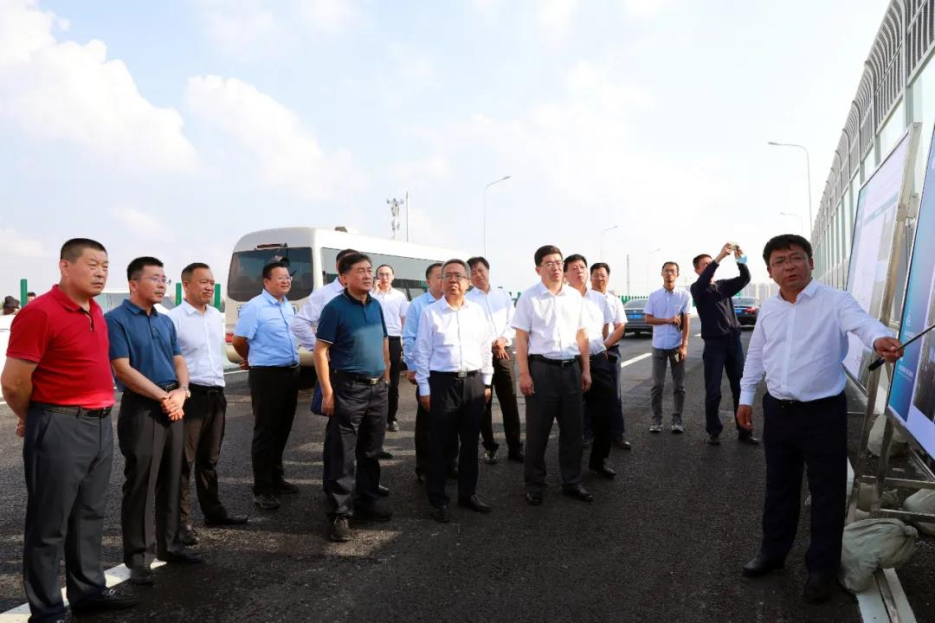 伟德体育 - 综合体育赛事平台|奥体中心相助同伴