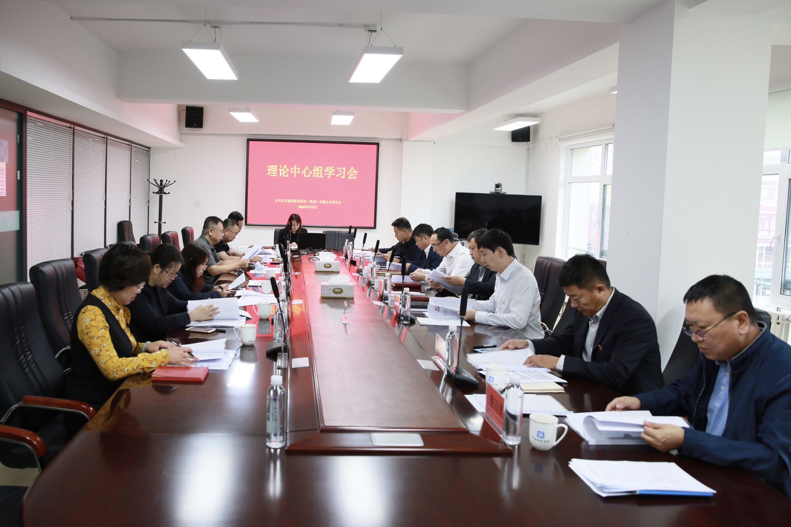 伟德体育 - 综合体育赛事平台|奥体中心相助同伴