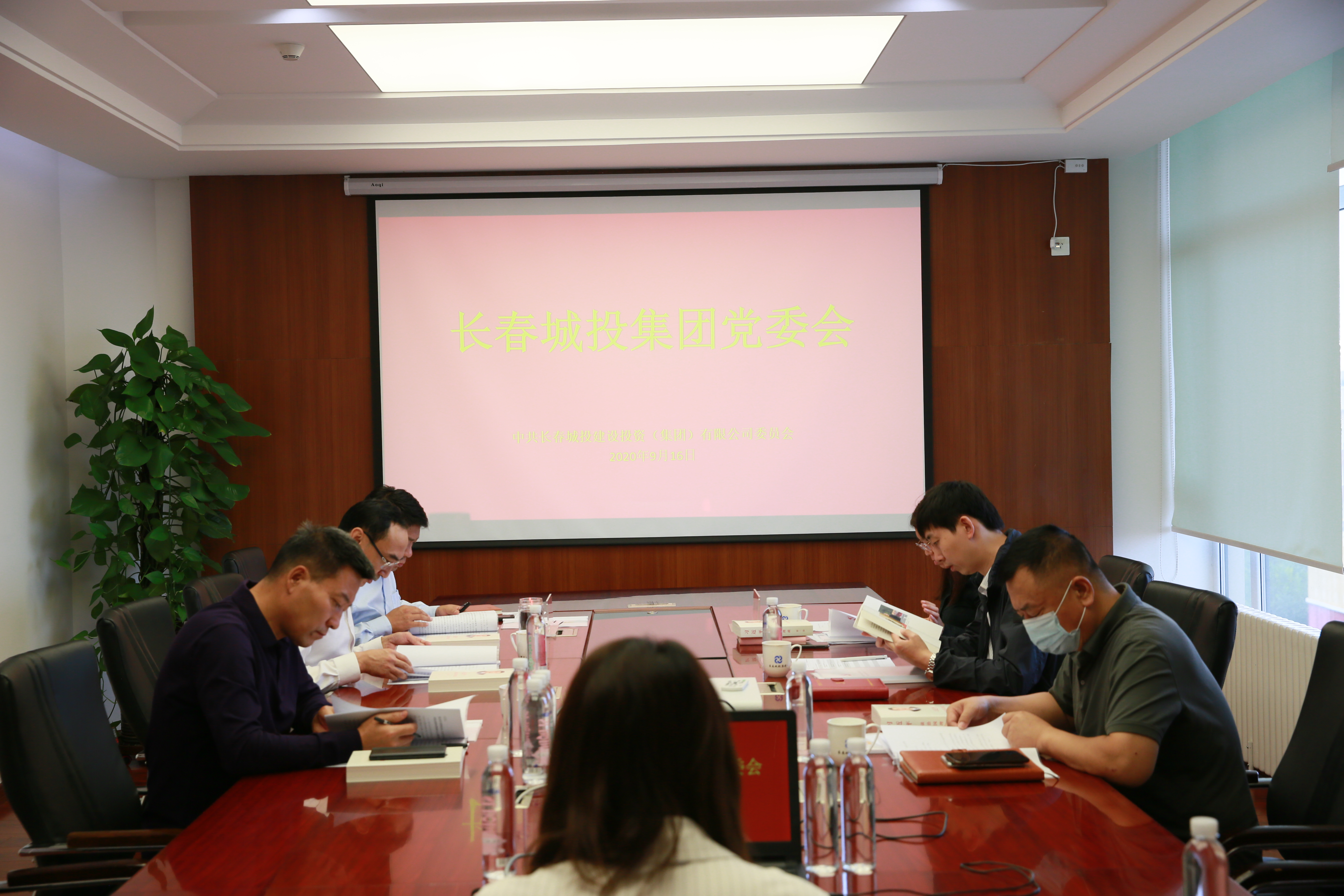 伟德体育 - 综合体育赛事平台|奥体中心相助同伴