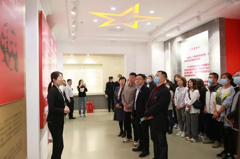 伟德体育 - 综合体育赛事平台|奥体中心相助同伴