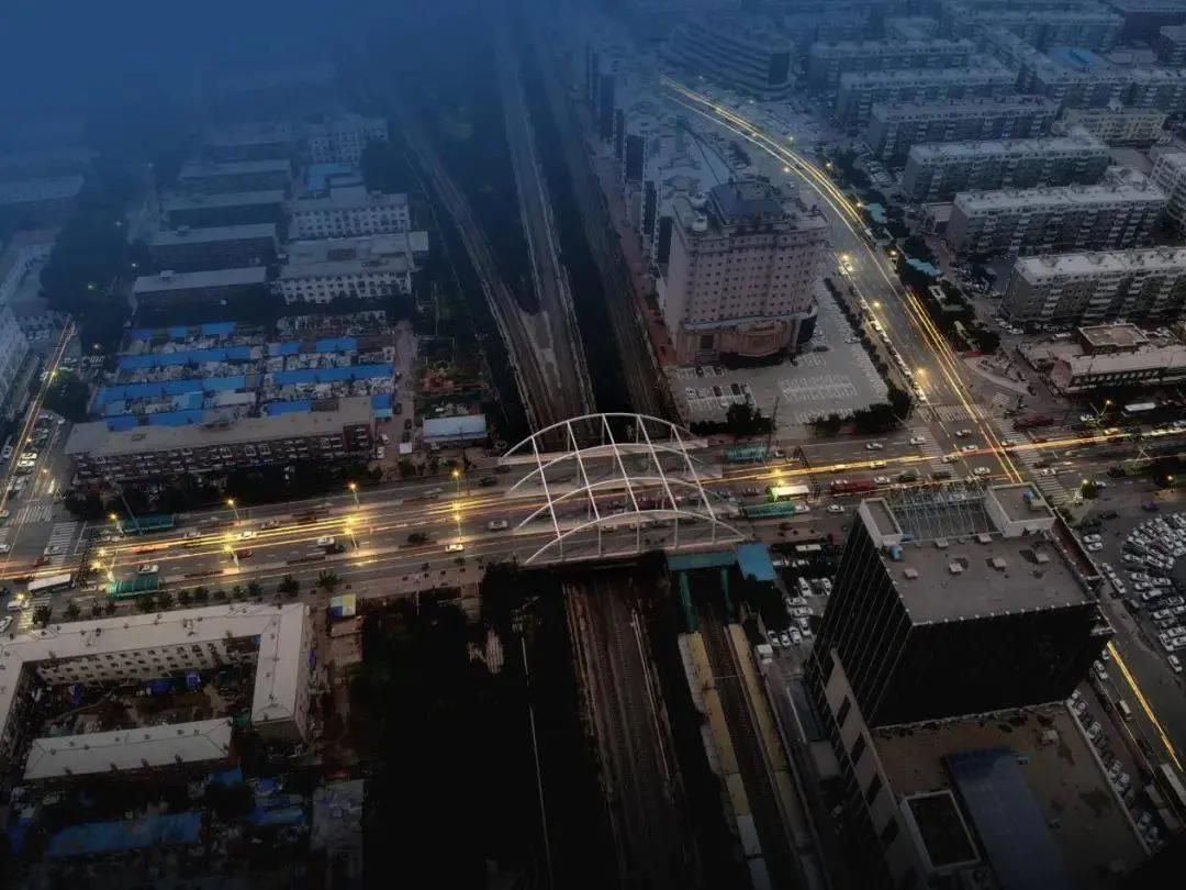 伟德体育 - 综合体育赛事平台|奥体中心相助同伴