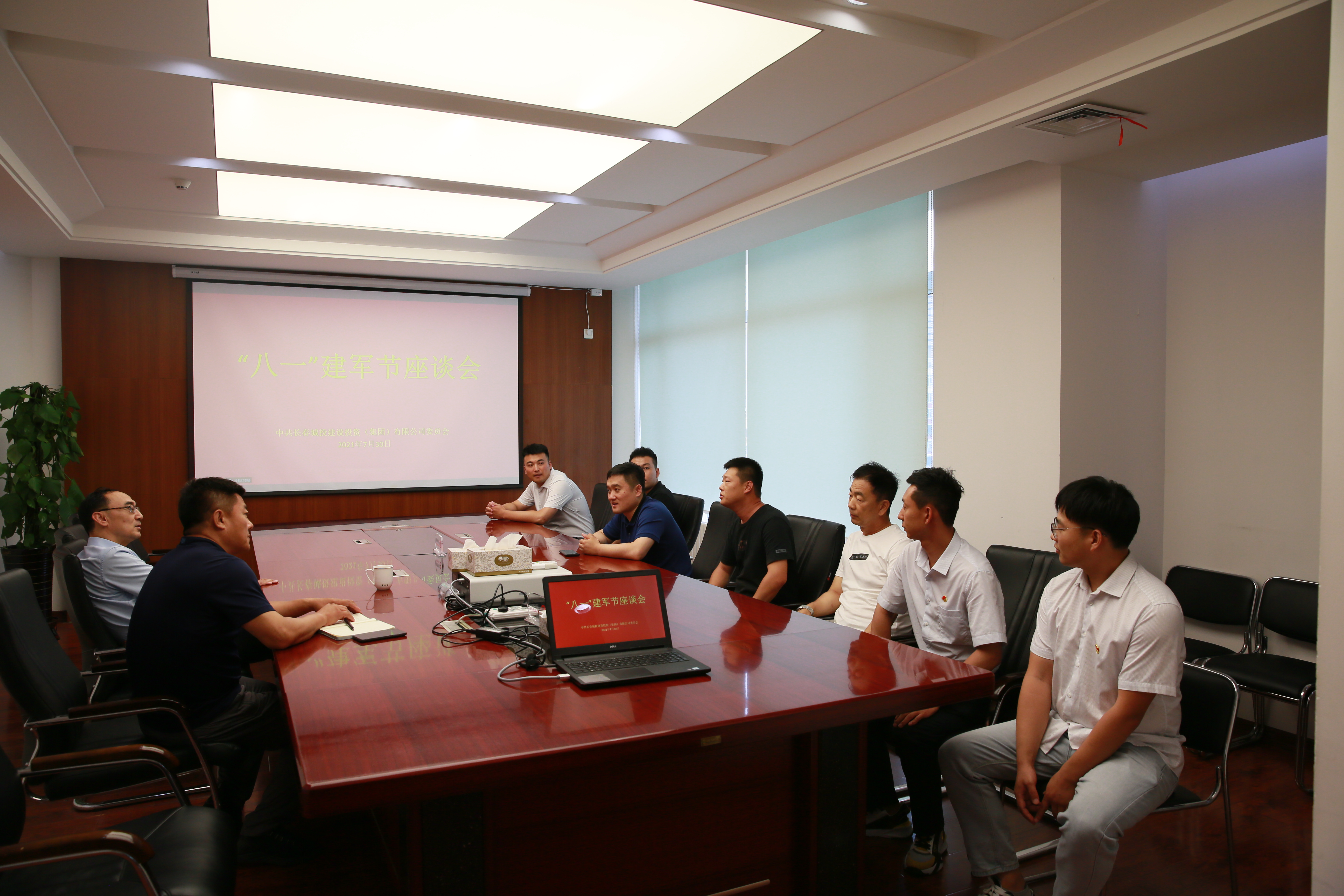 伟德体育 - 综合体育赛事平台|奥体中心相助同伴