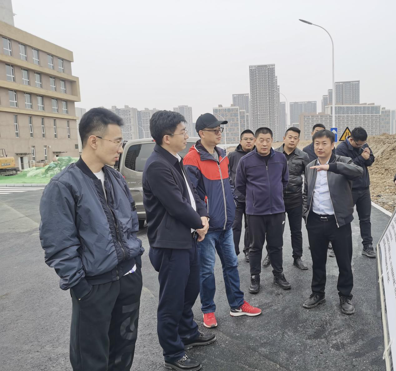 伟德体育 - 综合体育赛事平台|奥体中心相助同伴