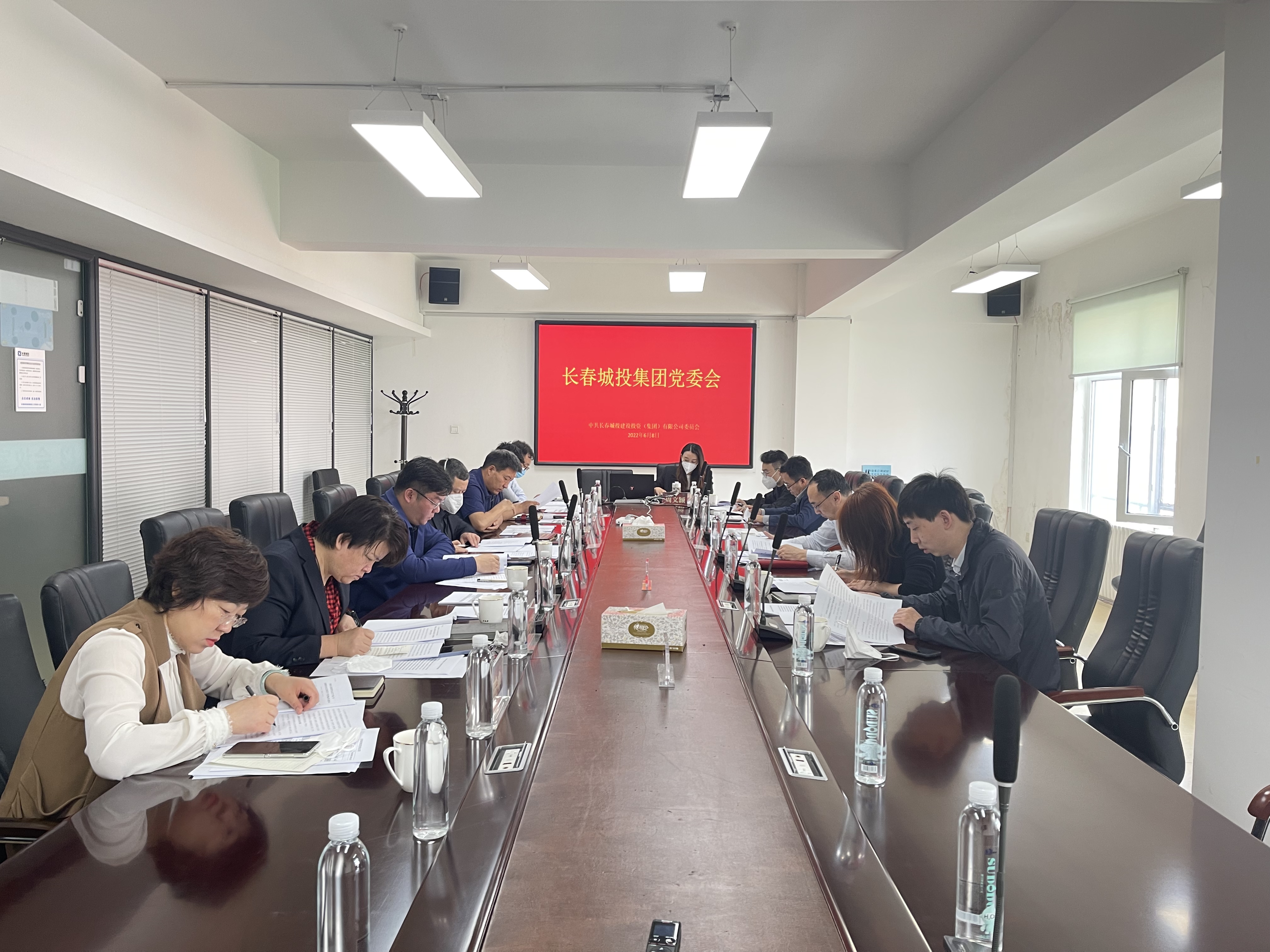 伟德体育 - 综合体育赛事平台|奥体中心相助同伴