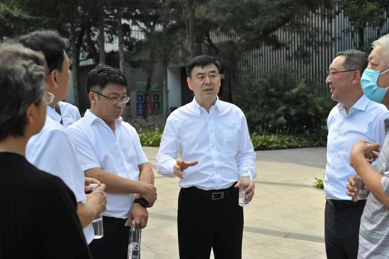 伟德体育 - 综合体育赛事平台|奥体中心相助同伴