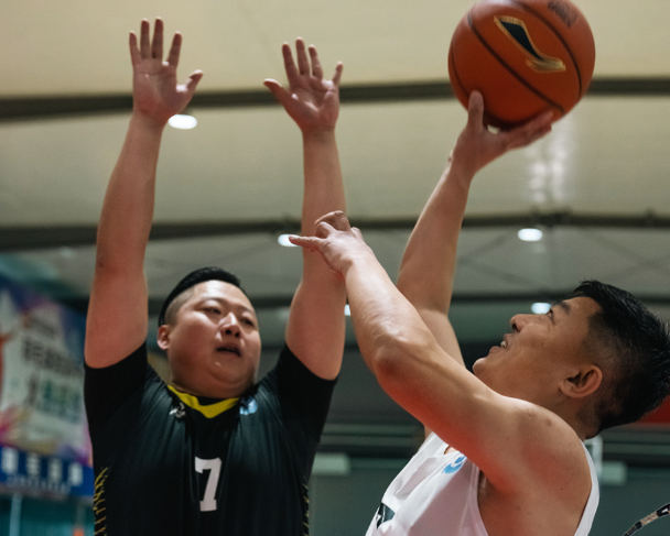 伟德体育 - 综合体育赛事平台|奥体中心相助同伴