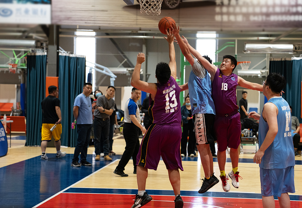 伟德体育 - 综合体育赛事平台|奥体中心相助同伴