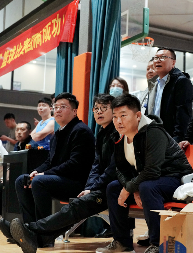 伟德体育 - 综合体育赛事平台|奥体中心相助同伴